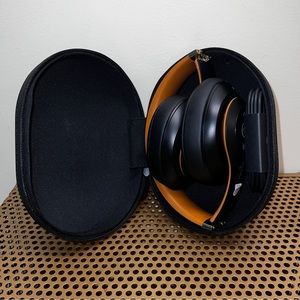 Beats by Dr. Dre Studio3 Wireless Over-Ear Headphones